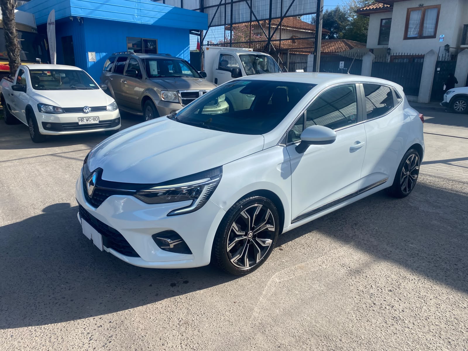 RENAULT CLIO
